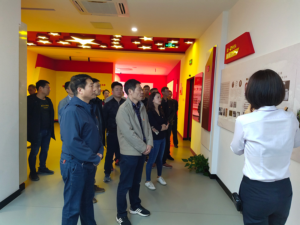 屯溪區(qū)國(guó)投集團(tuán)開展新一輪“三個(gè)以案”警示教育暨黨史學(xué)習(xí)教育主題活動(dòng)