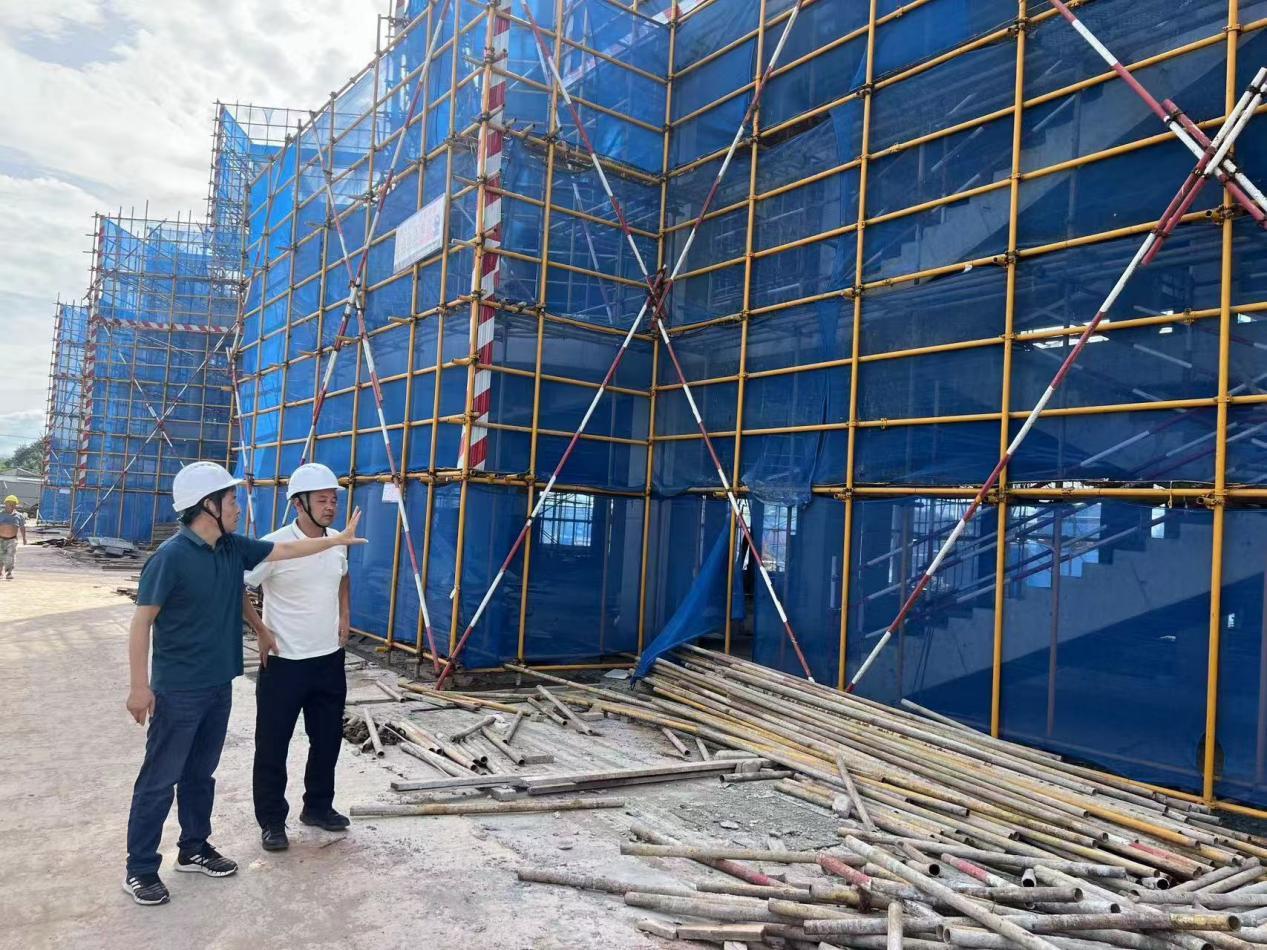 平安迎國慶，我們?cè)谛袆?dòng)