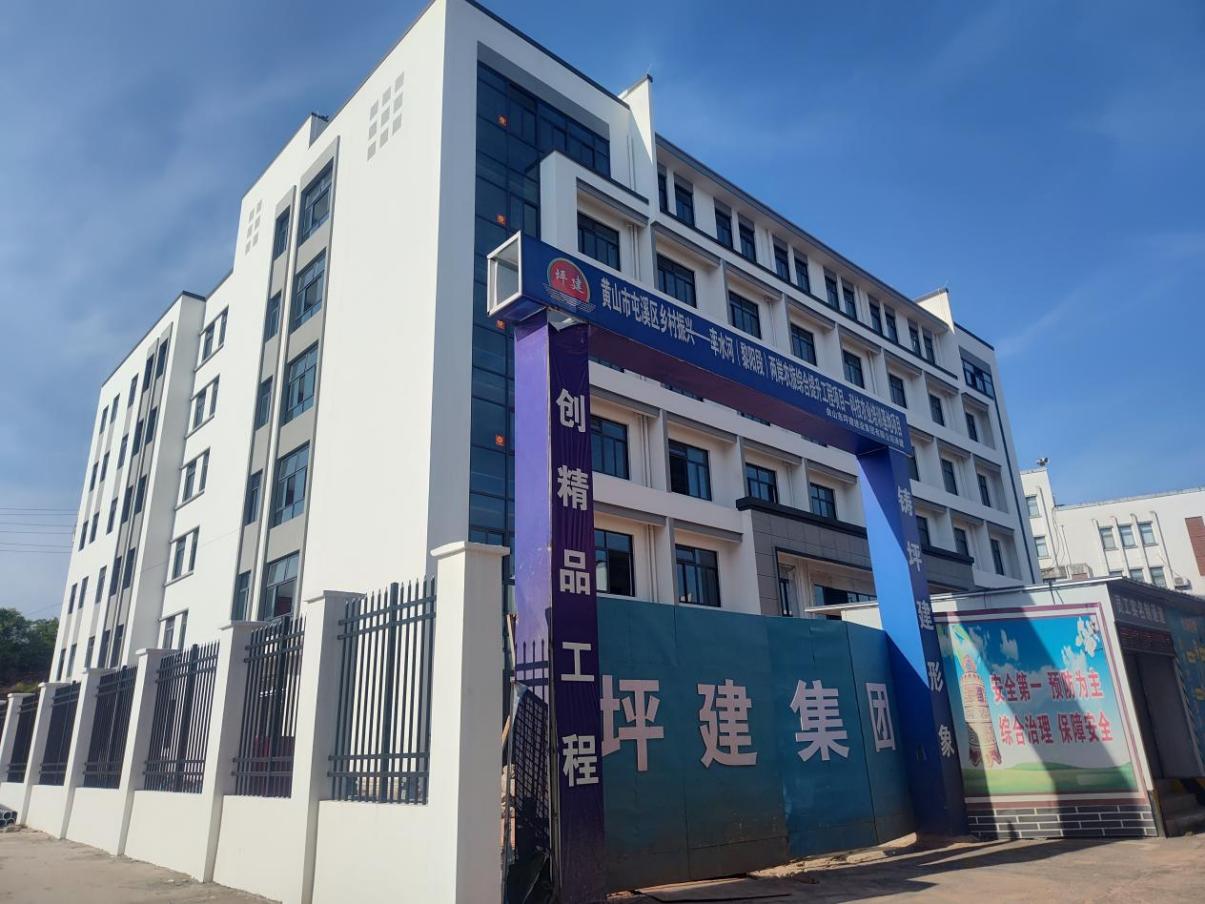 精謀劃 強(qiáng)攻堅(jiān) 匠心筑造新標(biāo)桿——科技農(nóng)業(yè)培訓(xùn)基地項(xiàng)目竣工沖刺