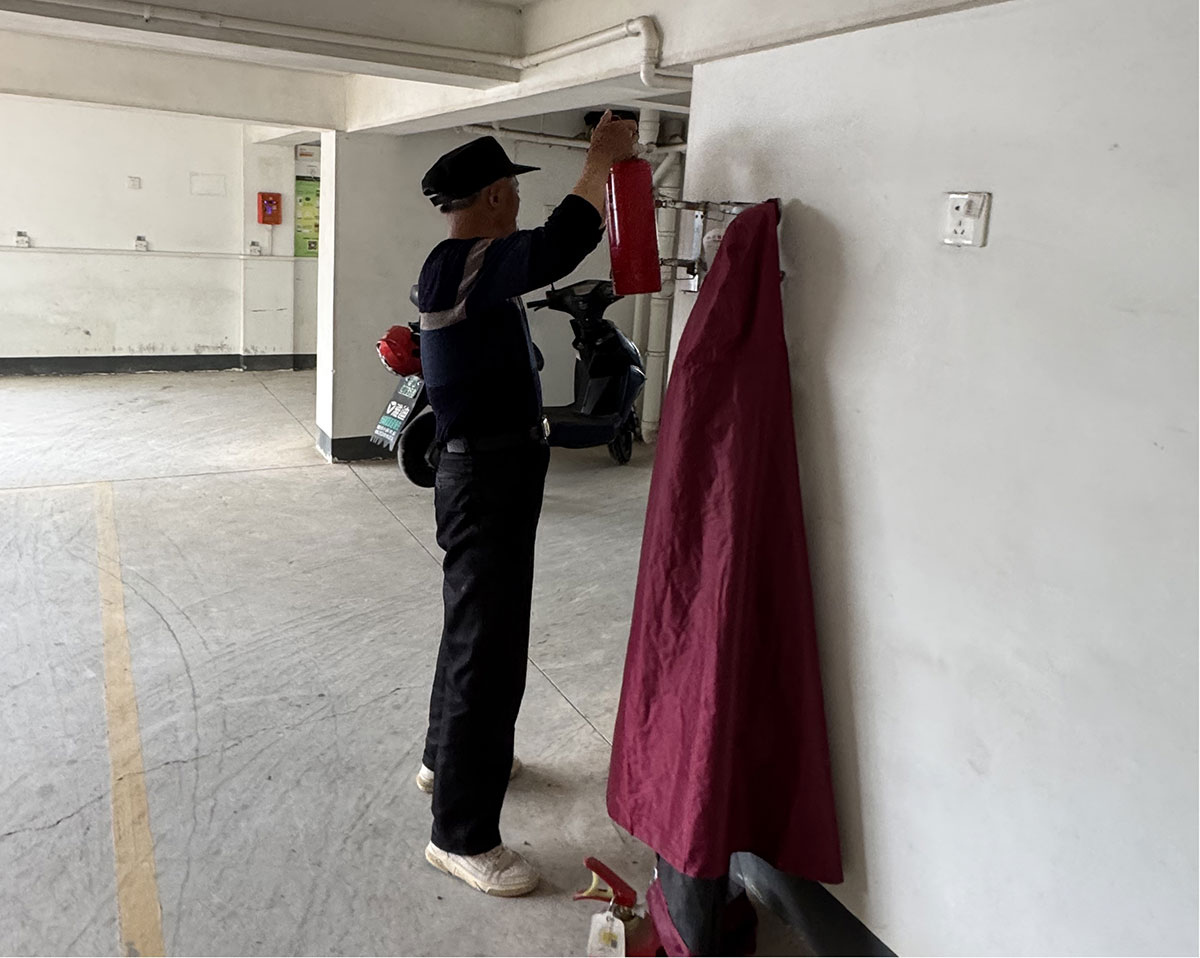 區(qū)國資運(yùn)營公司全面開展安置小區(qū)消防檢查筑牢安置小區(qū)安全防線