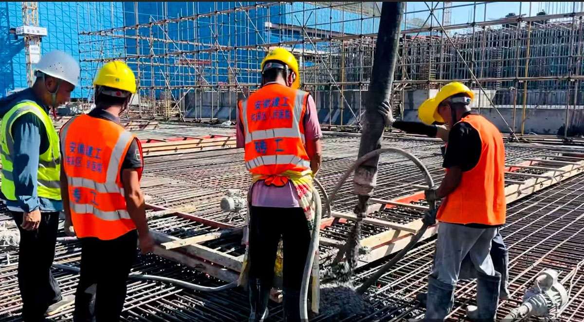 項(xiàng)目攻堅(jiān)“不打烊”   實(shí)干獻(xiàn)禮慶國(guó)慶